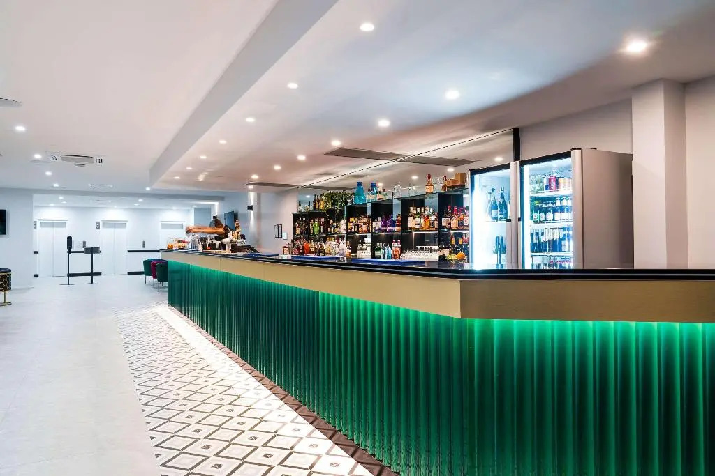 The Benson Portland, Curio Collection by Hilton