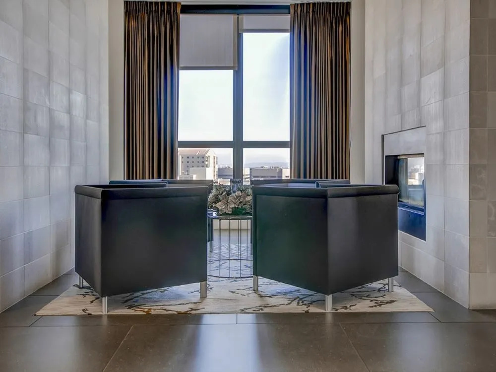 Global Luxury Suites at Fair St