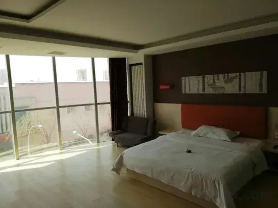 Pod Inn Chain Hotel (Taiyuan Chaoyang Street Clothing Market)