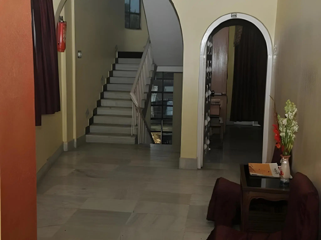 New Hotel White Palace