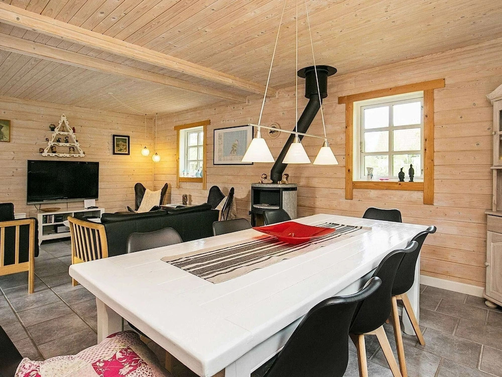 Pleasing Holiday Home in Syddanmark near Sea
