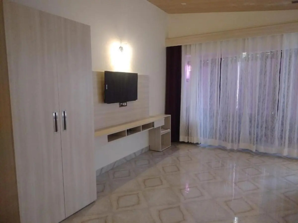 Hotel Jp Regency