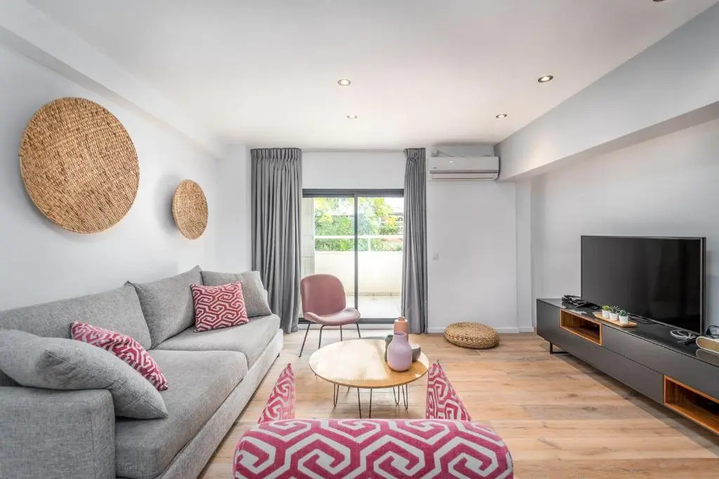 Rothschild Area - One BDR with a Big terrasse