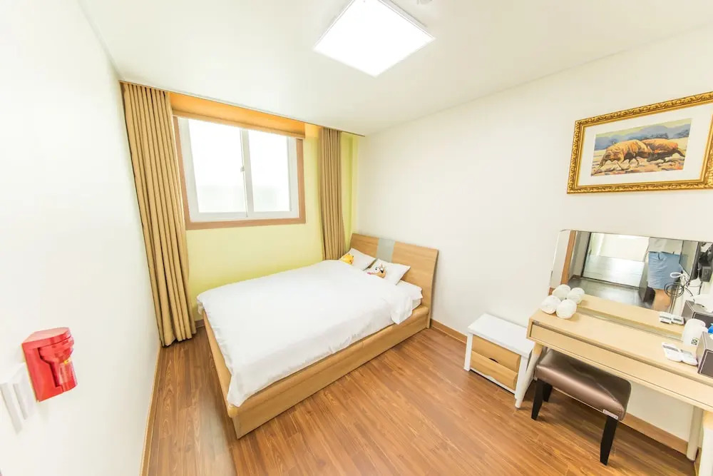 Rgb House Hostel