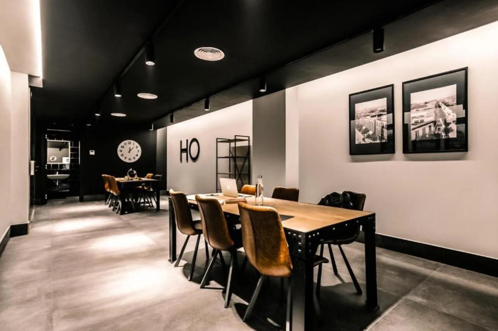 HO By Olivencia Paseo de Almeria 9