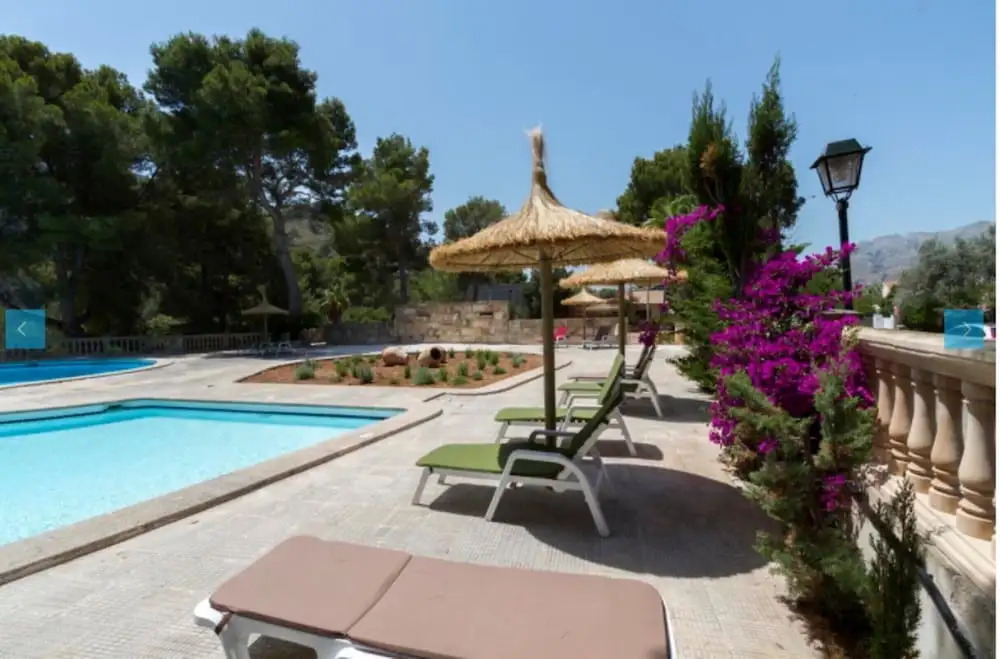 Villa - 6 Bedrooms with Pool - 105092