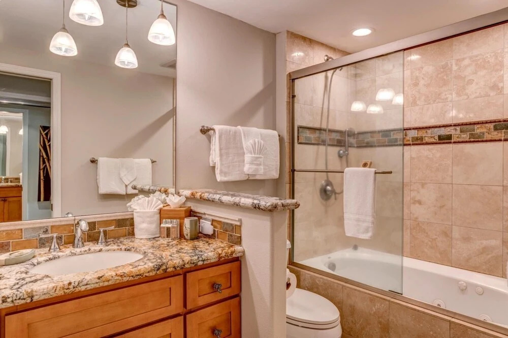 K B M Resorts- Lsh-117 Ocean-front 1bd, 2ba, Expansive Ocean Views From Every Room!
