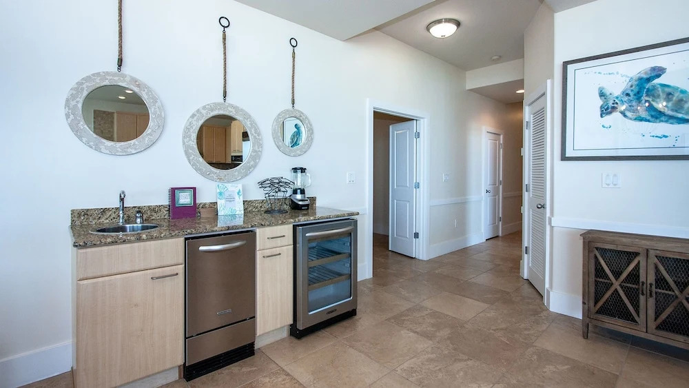Three Bedroom With Media Room - Unit Crdph15