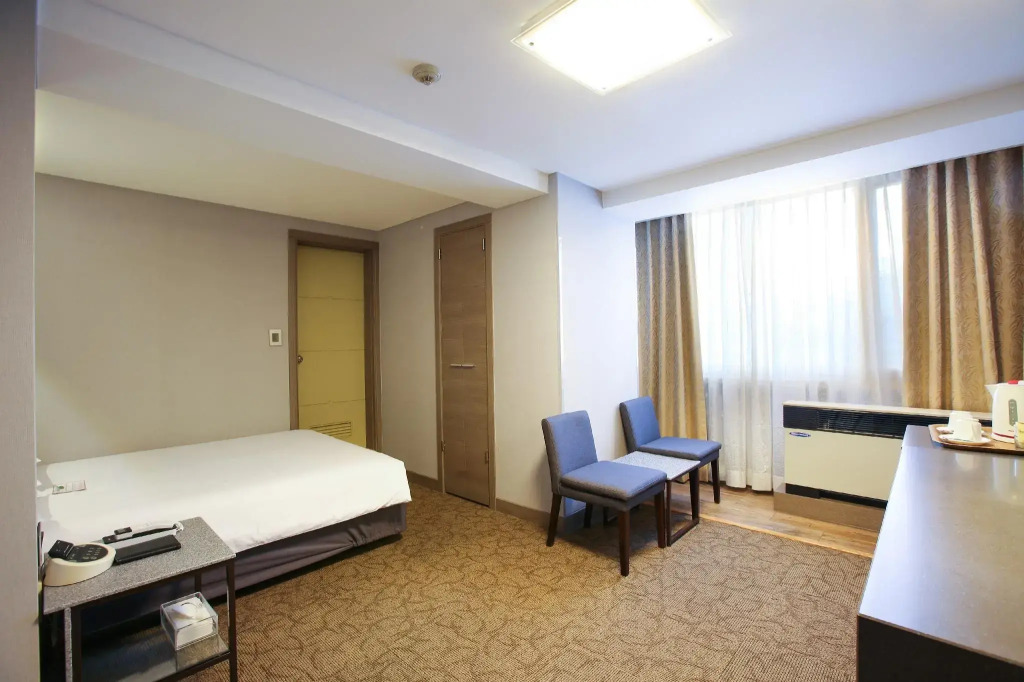 Savoy Hotel Myeongdong
