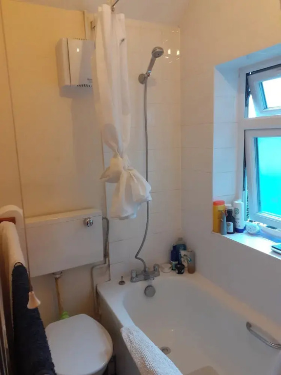East London Apartmentsleeps2-garden-transportlinks