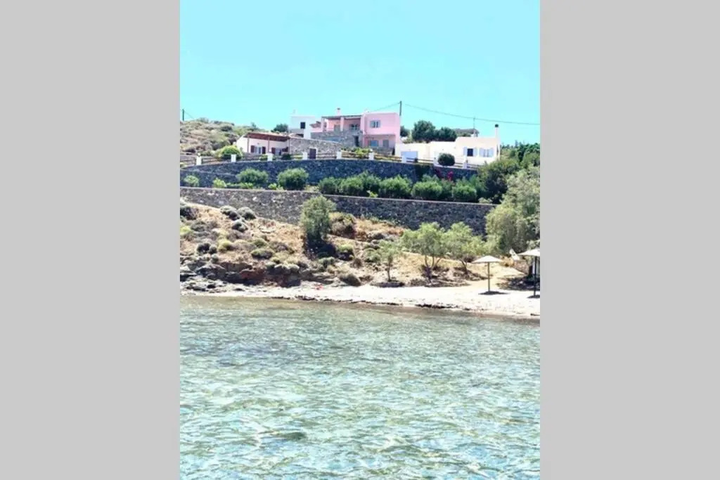 Angeliki Private Panorama House, by Elefthia Syros