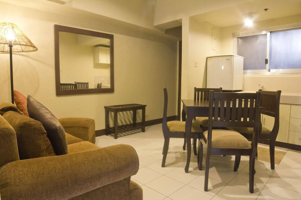 Artina Suites Hotel