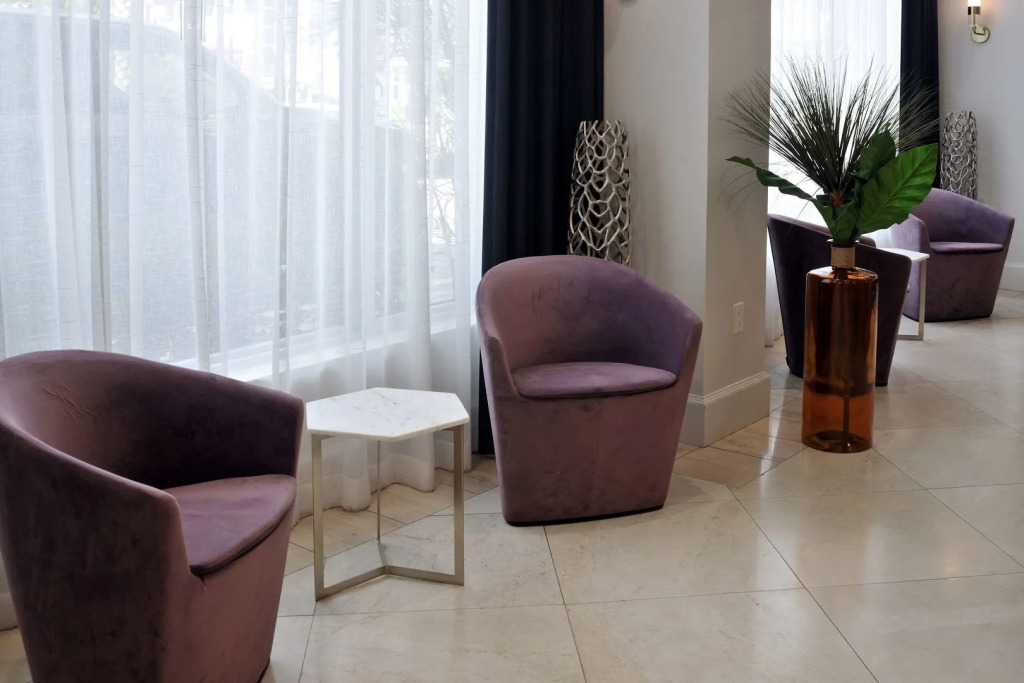 Hotel Dello Ft Lauderdale Airport, Tapestry Collection by Hilton