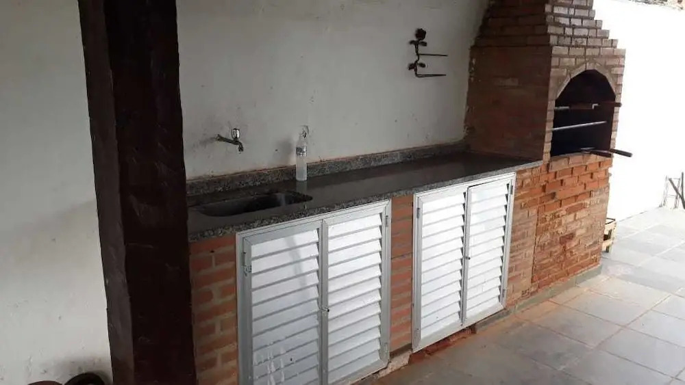 Casa com 4 Suítes e Piscina em Búzios