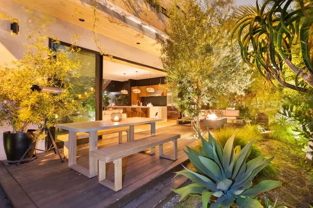 The Bella Villa Venice Beach - luxury interior design - spa and terrace