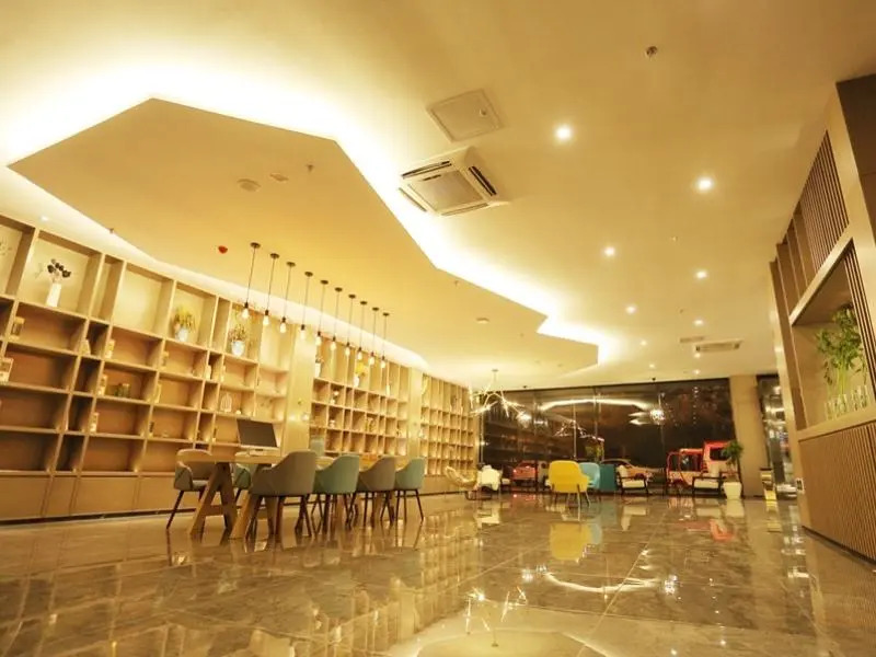 GreenTree Inn Zaozhuang Xuecheng Qilianshan Road Business Hotel