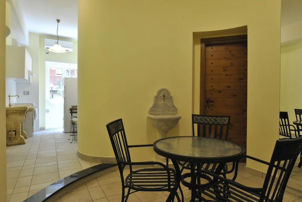 Roma Tourist House