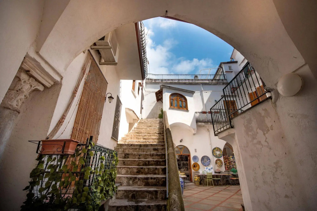 Ravello House