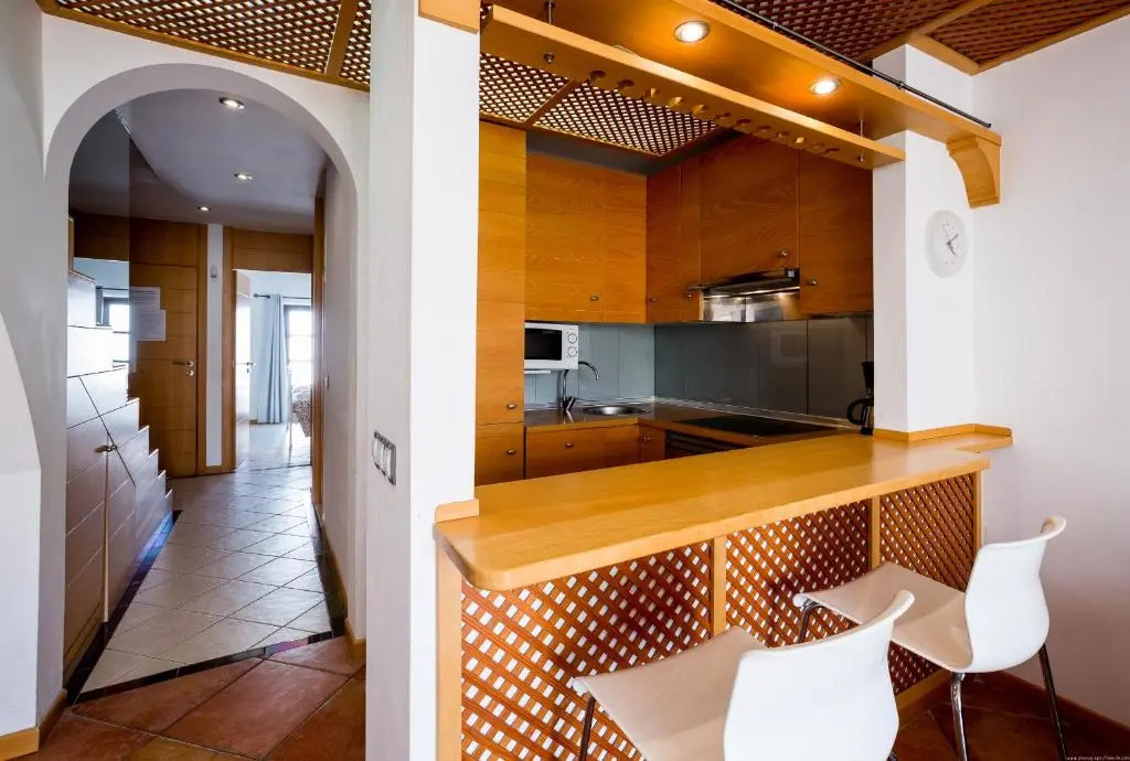 GO2TENERIFE Apart'Manon Duplex w/ Solarium, pools & sea view