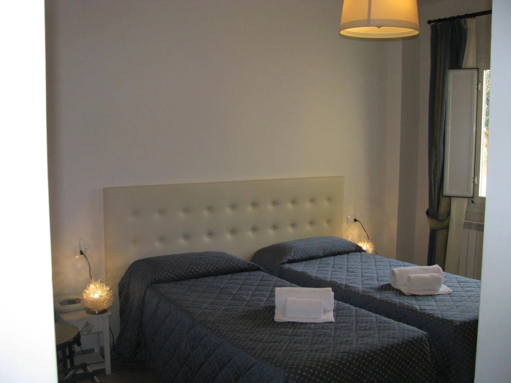 Hotel Enza