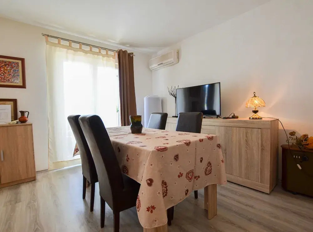 Classic and Elegant Rovinj Apartments With Balcony