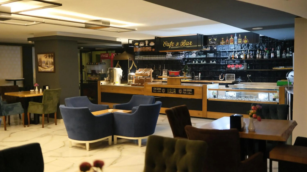 Grand Midyat Hotel