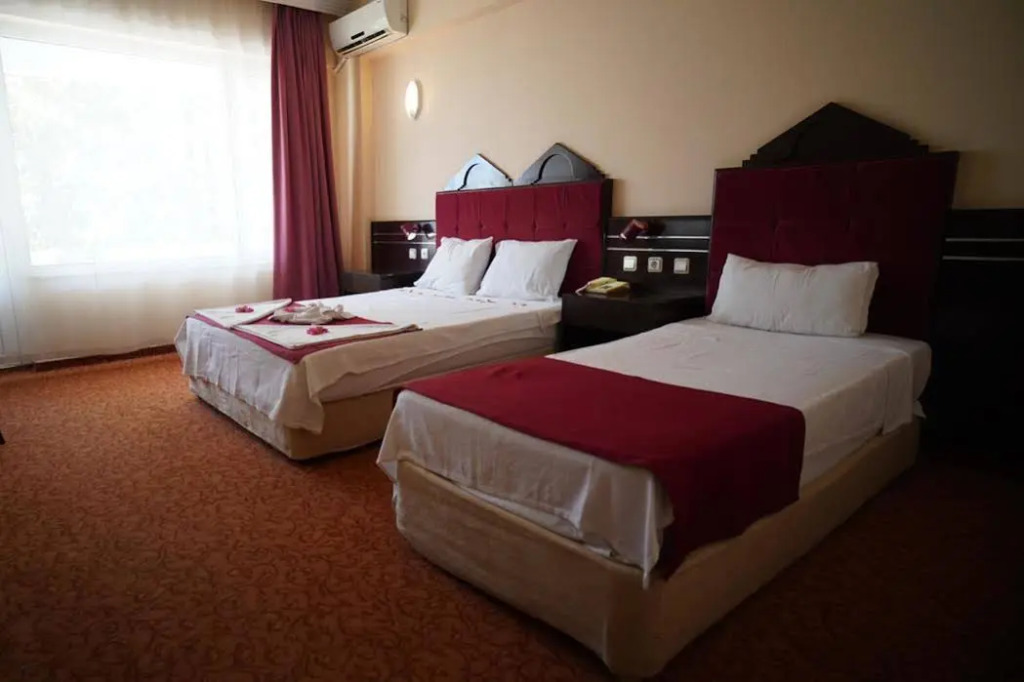 C&H Hotel