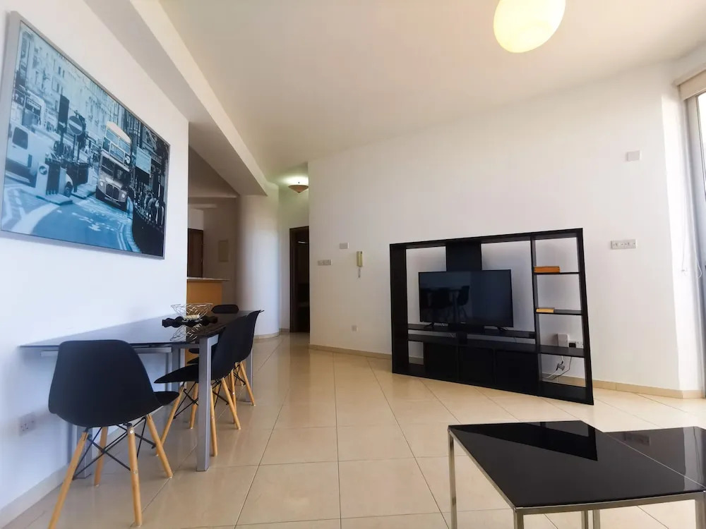 Paradise Palms Seaview Apartment