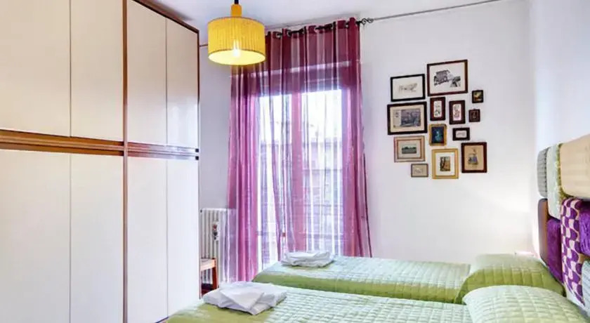 Roommo