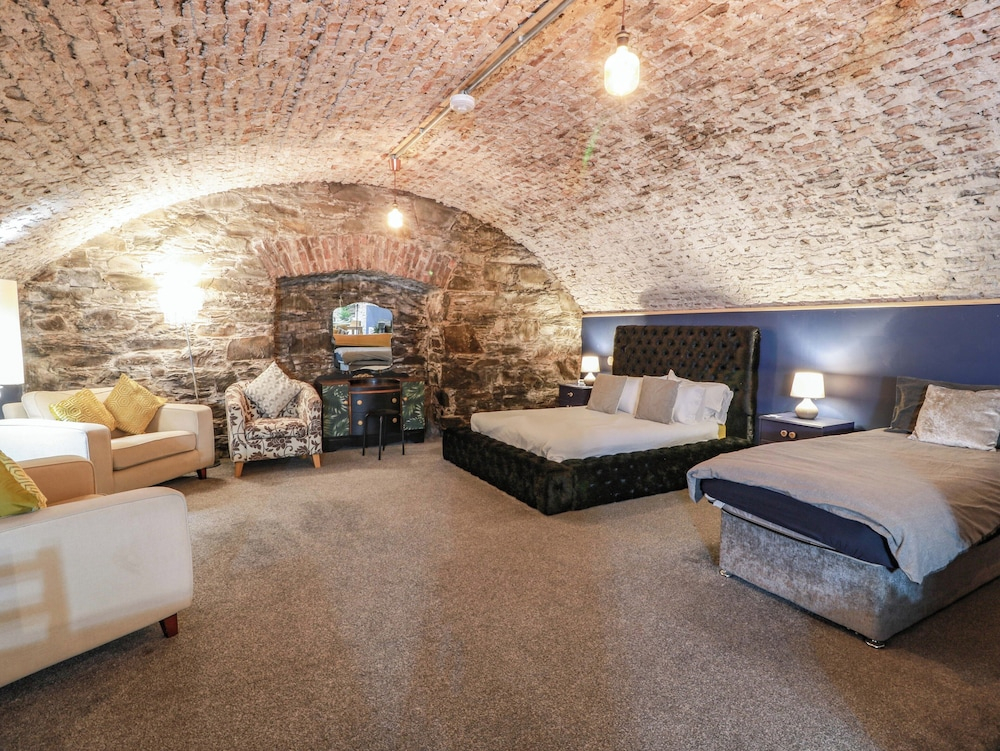 Gatehouse Studio Apartment