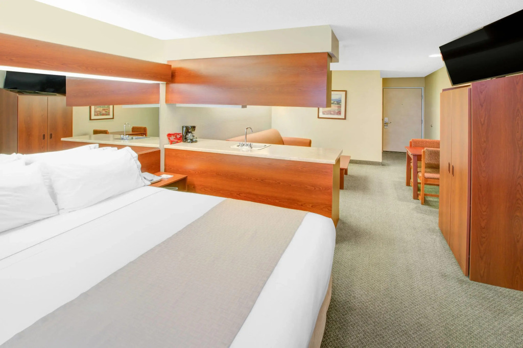 Microtel Inn & Suites by Wyndham Hattiesburg