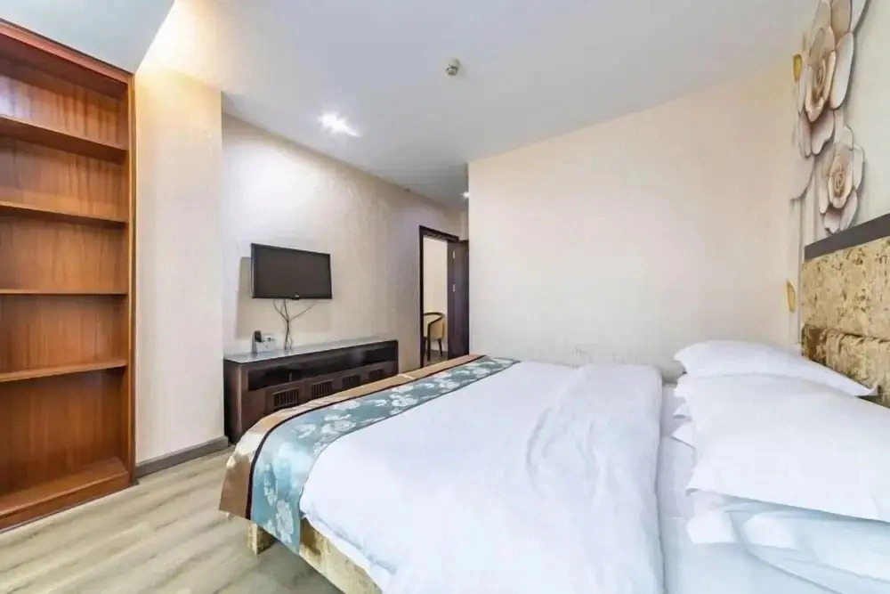 Yipin Business Hotel