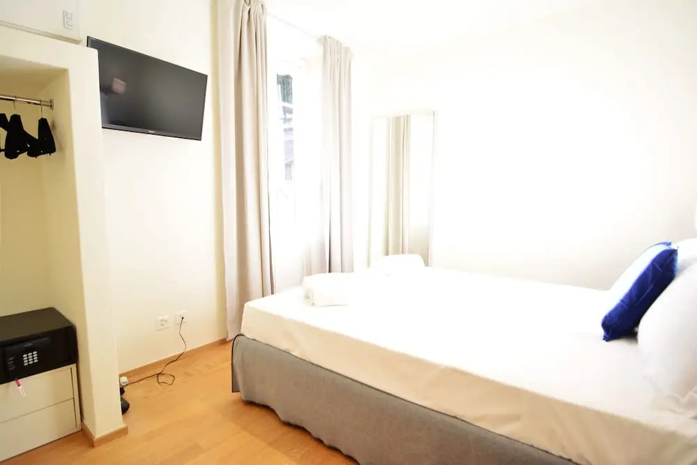 Lac Hotel
