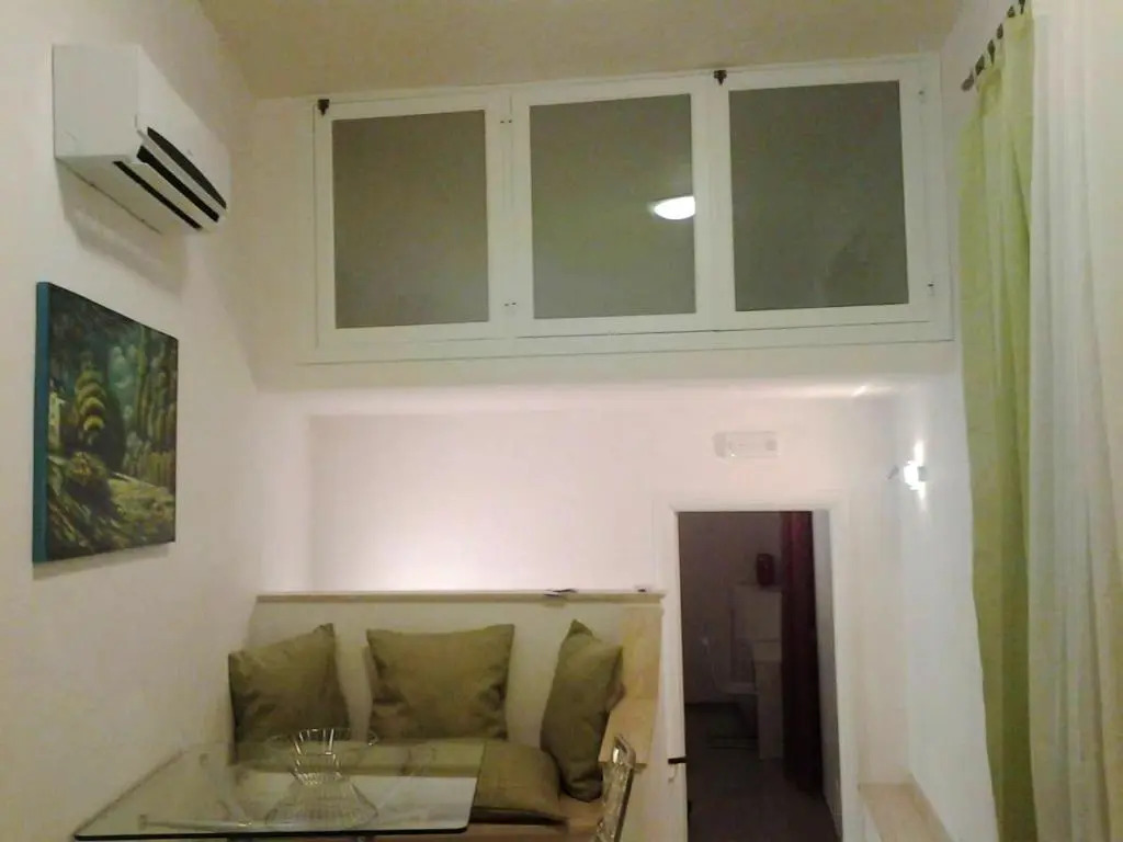 One bedroom appartement at Alcamo 200 m away from the beach with balcony