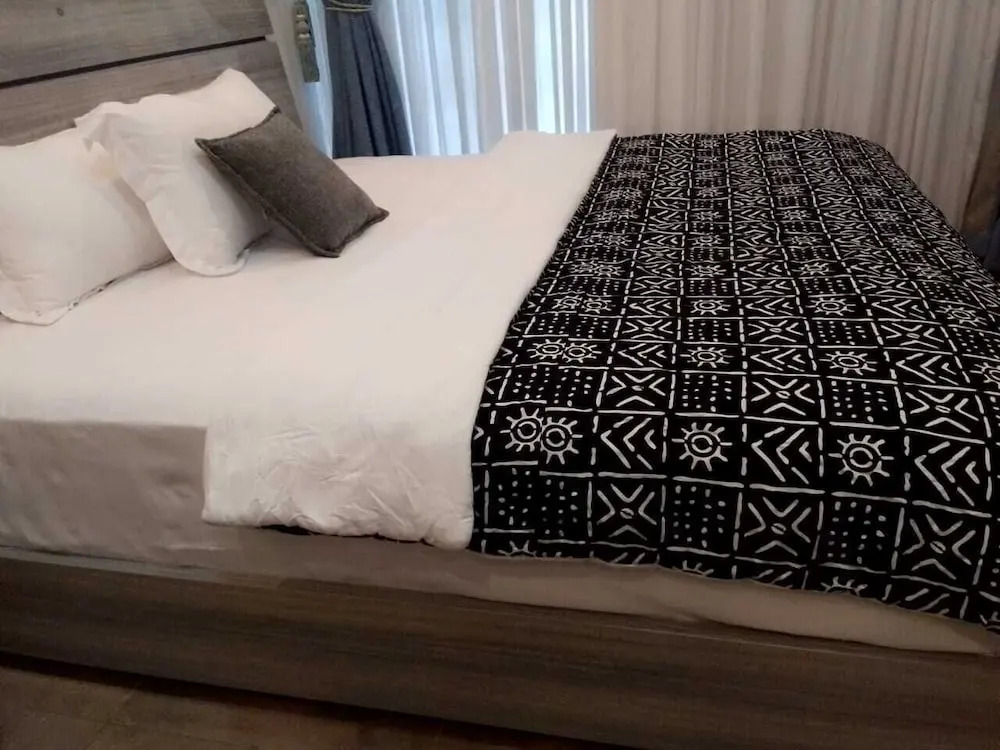 Hôtel C I S