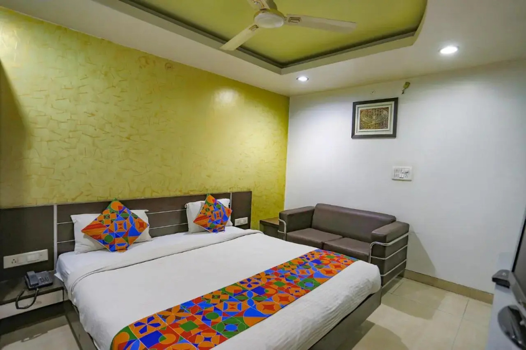 OYO 1552 Hotel Midland