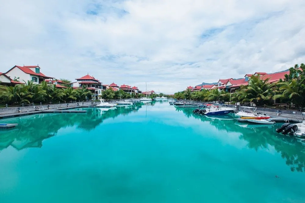 Spas Villas Eden Island