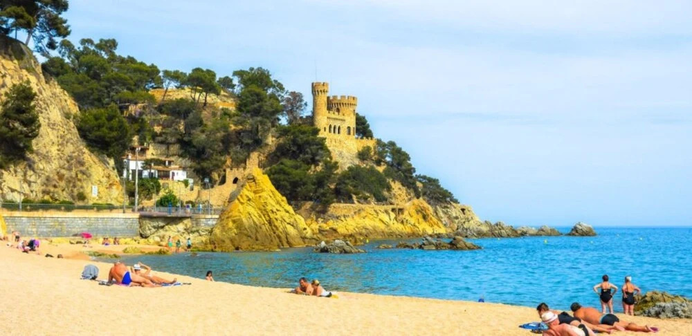 Villa in Lloret de Mar - 104835 by MO Rentals