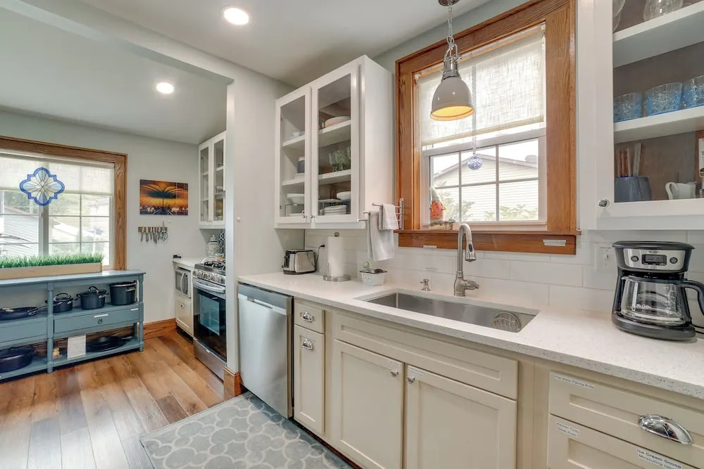 Pet-friendly Murph Landing - 1 Mile to Wvu!
