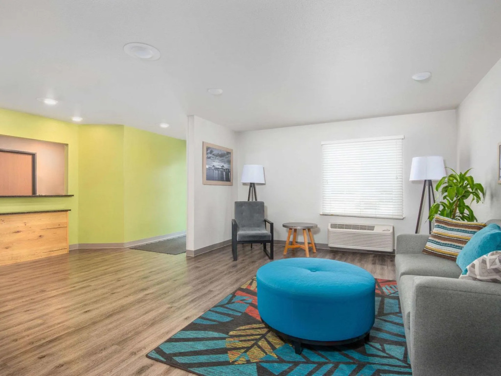 Extended Stay America Select Suites - Orlando - South