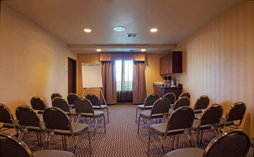 Holiday Inn Express & Suites Frazier Park by IHG