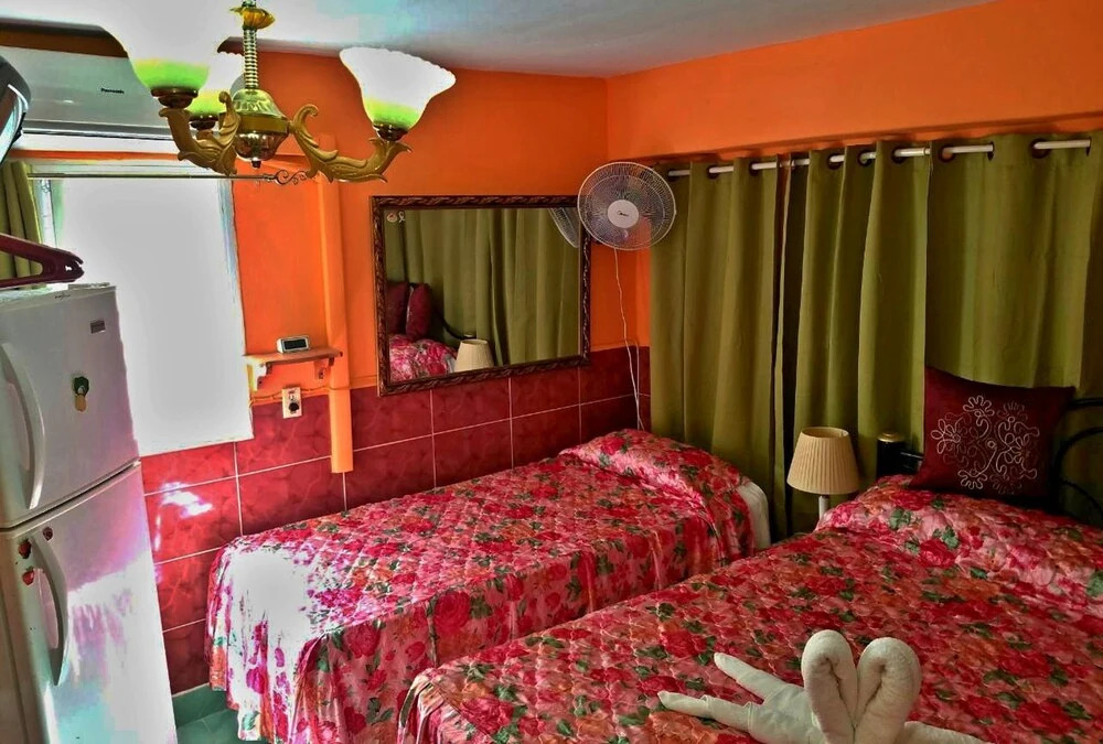 Casa De Las Banderas