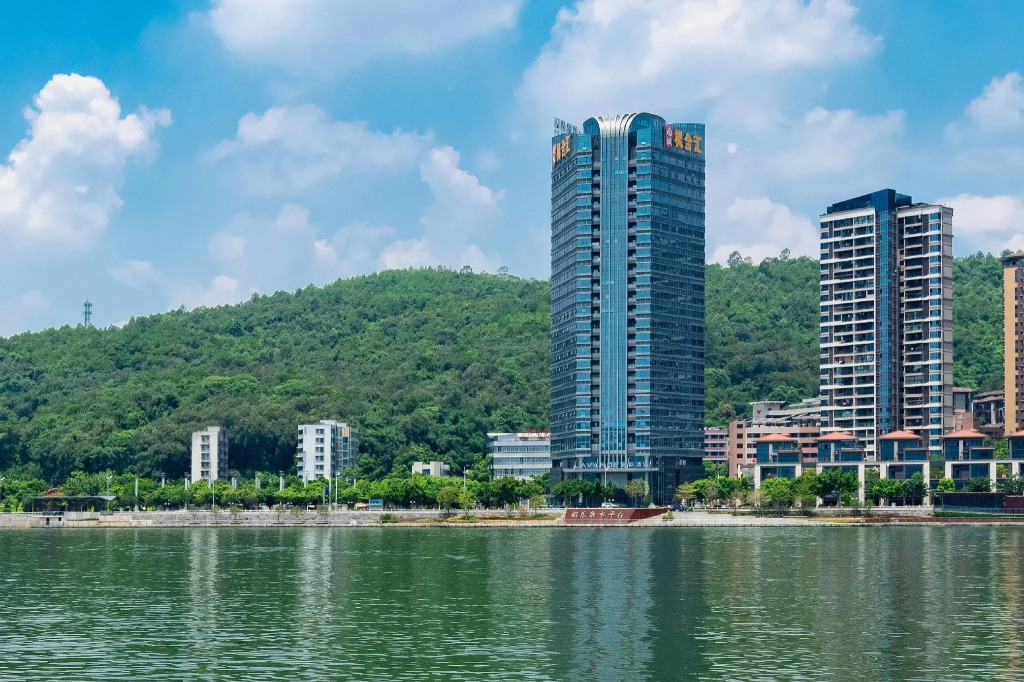 Lavande Hotel (Shaoguan Bishui Huacheng)