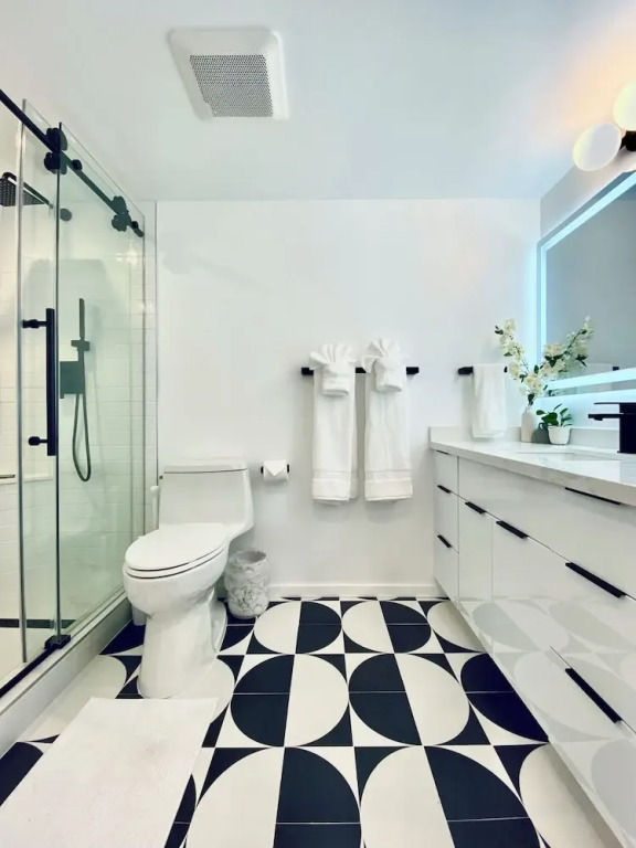 Panoramic Oceanview Resort - Full Kitchen in Each Unit, 2 Swimming Pools, Onsite Restaurants, Fireworks Every Friday