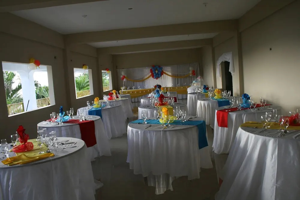 Golden Shore Resort