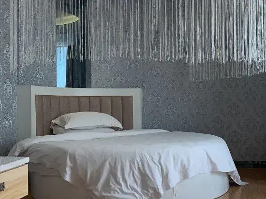 Green Star Hotel