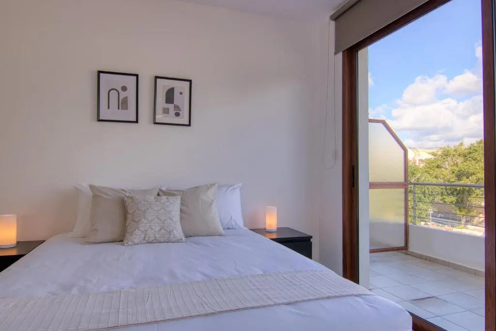 Phaedrus Living City Flat Palas 103