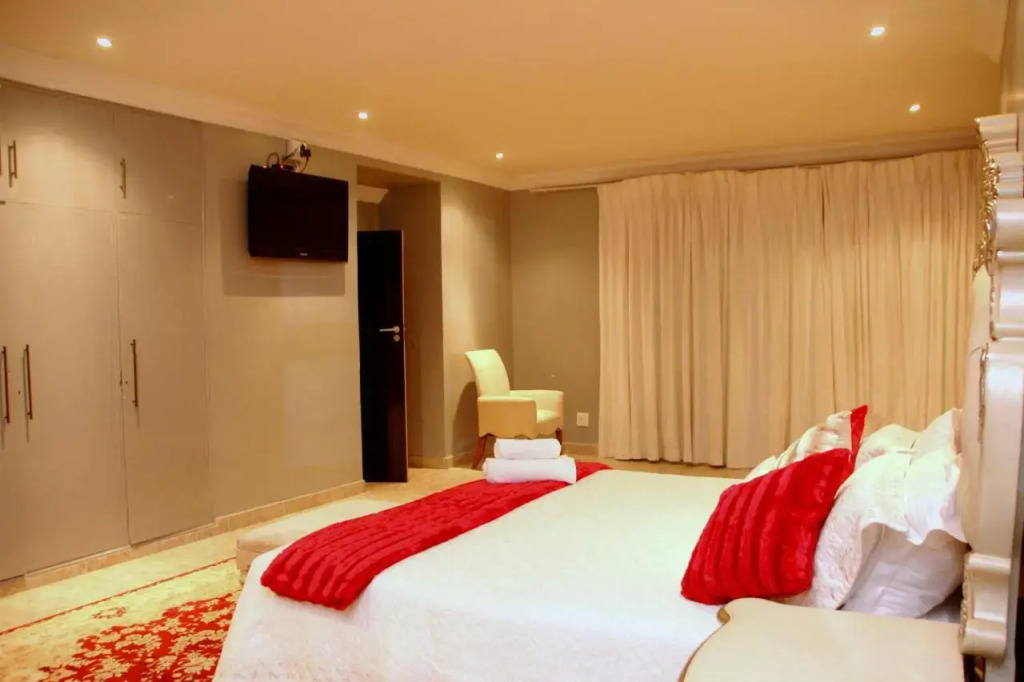 Mountainview Suites