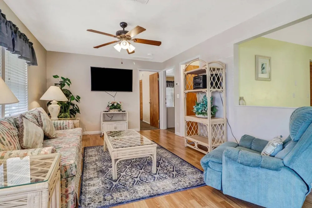 1321 Santos Rd 201