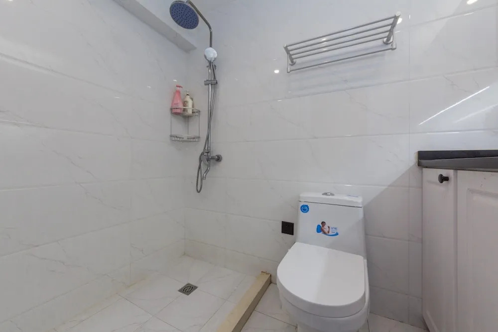 Henry's Apartment South Maoming Road
